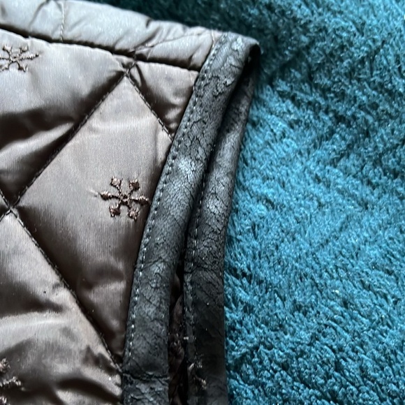 Eddie Bauer Goose Down Quilted Puffer Vest - Picture 10 of 12